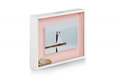 Philippi Bank Spardose: Weiße Spardose mit Foto und Geldeinwurf, ideal als Geschenkidee und Dekoration.